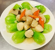 Scallops With Greens